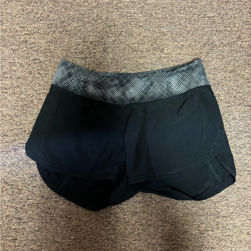 SOYBU Shorts - Size Small